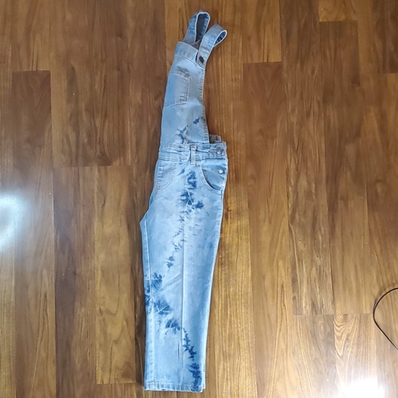 Jumpsuit - Picture 3 of 5